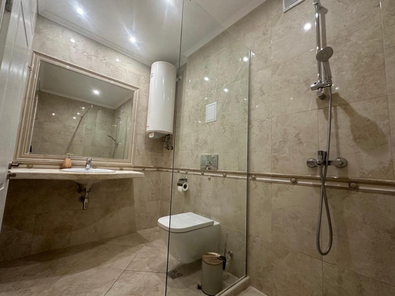 Central Luxury Antique Apartment Varna Eksteriør billede